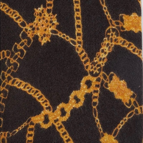 zara chain scarf